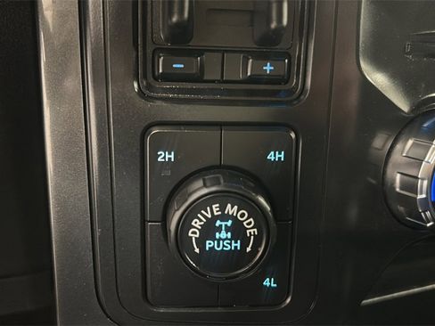 Used 2022 Ford F150 XLT w/ Equipment Group 302A High image 27