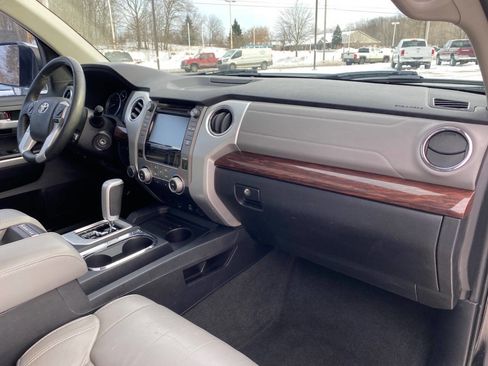 Used 2016 Toyota Tundra Limited image 18