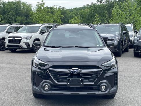 Certified 2025 Subaru Outback AWD/4WD image 8