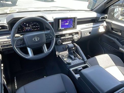 New 2026 Toyota Tacoma TRD Off-Road AWD/4WD image 13