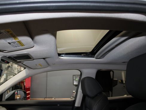 Used 2026 Honda HR-V EX-L image 36