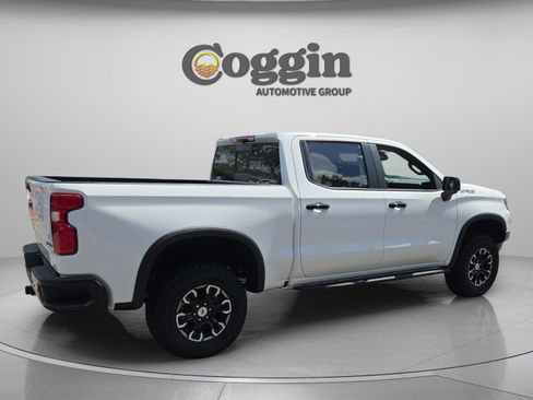 Used 2026 Chevrolet Silverado 1500 ZR2 AWD/4WD image 5