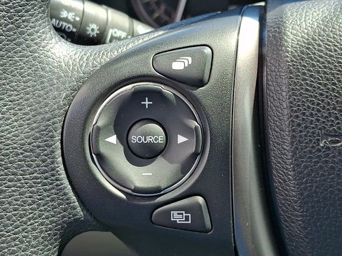 Used 2018 Honda Pilot EX image 23