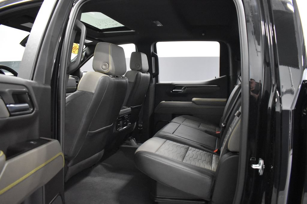Used 2023 Chevrolet Silverado 1500 ZR2 w/ Technology Package AWD/4WD image 38