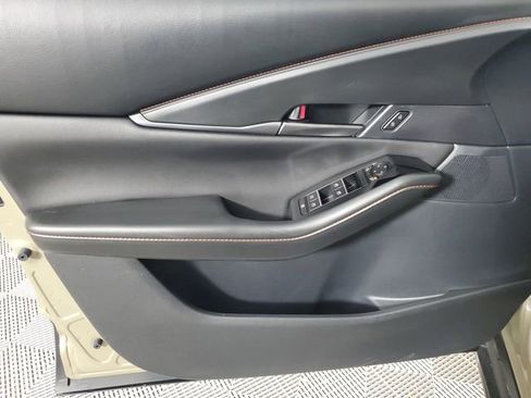 Used 2025 MAZDA CX-30 Carbon image 19