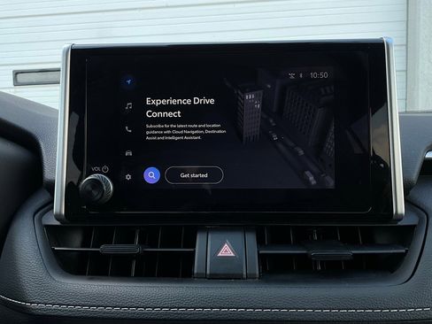 Used 2025 Toyota RAV4 XLE image 30