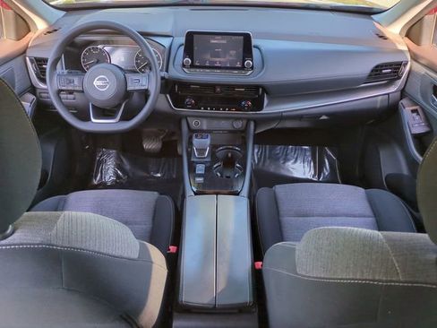 Used 2021 Nissan Rogue SV FWD image 15