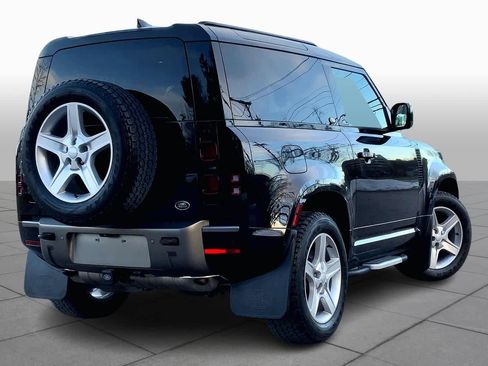 Used 2022 Land Rover Defender 90 X-Dynamic S image 11