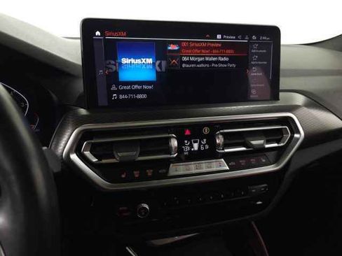 Used 2023 BMW X4 xDrive30i w/ M Sport Package AWD/4WD image 27