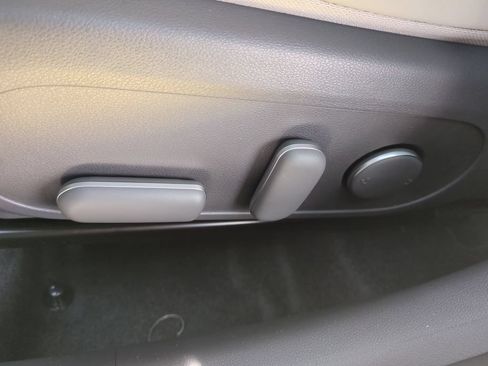 New 2026 Hyundai Kona Limited FWD image 23