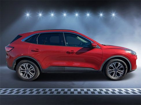 Used 2020 Ford Escape SEL image 2