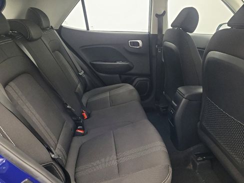 Used 2024 Hyundai Venue SEL image 19