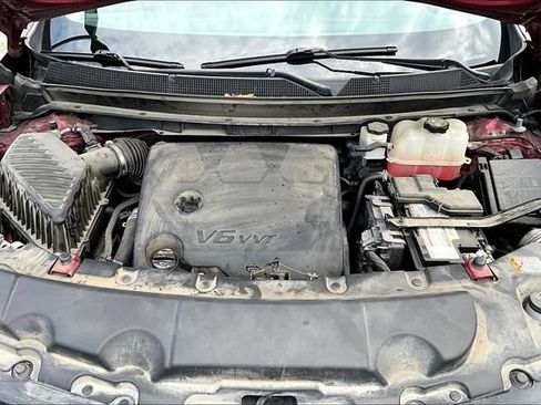 Used 2019 Chevrolet Traverse LT FWD image 31