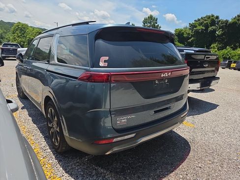 Used 2023 Kia Carnival SX Prestige FWD image 6