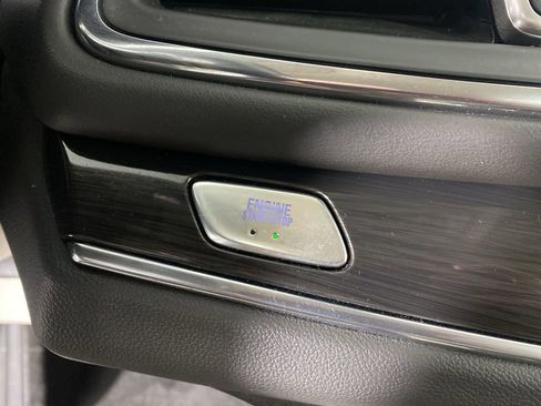 Certified 2022 Buick Enclave Premium w/ Surround and Sites Package image 20