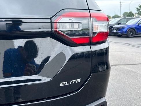 Used 2023 Honda Pilot Elite image 7