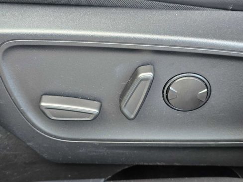 Used 2025 Ford Escape ST-Line Select image 23