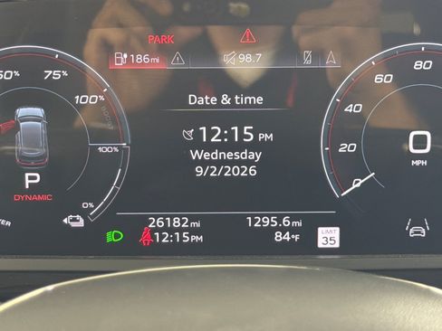 Used 2024 Audi Q8 e-tron Premium Plus AWD/4WD image 23