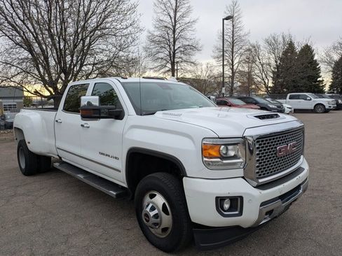Used 2017 GMC Sierra 3500 Denali w/ Duramax Plus Package image 3
