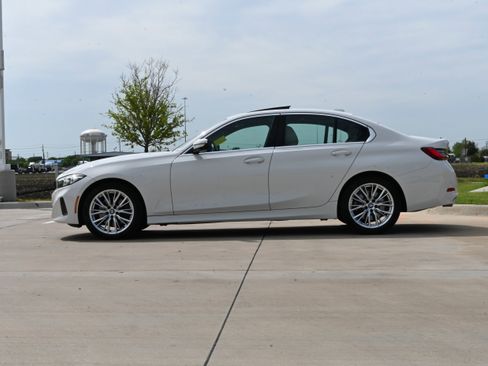 Used 2024 BMW 330i Sedan w/ Convenience Package image 6