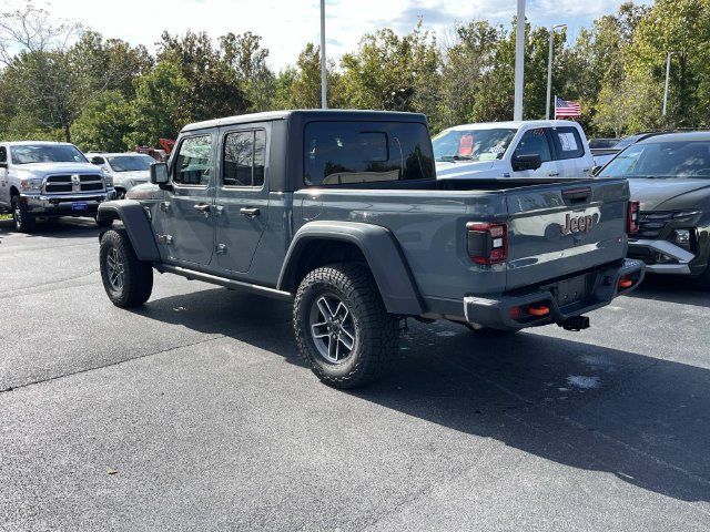 Certified 2026 Jeep Gladiator Mojave AWD/4WD image 5