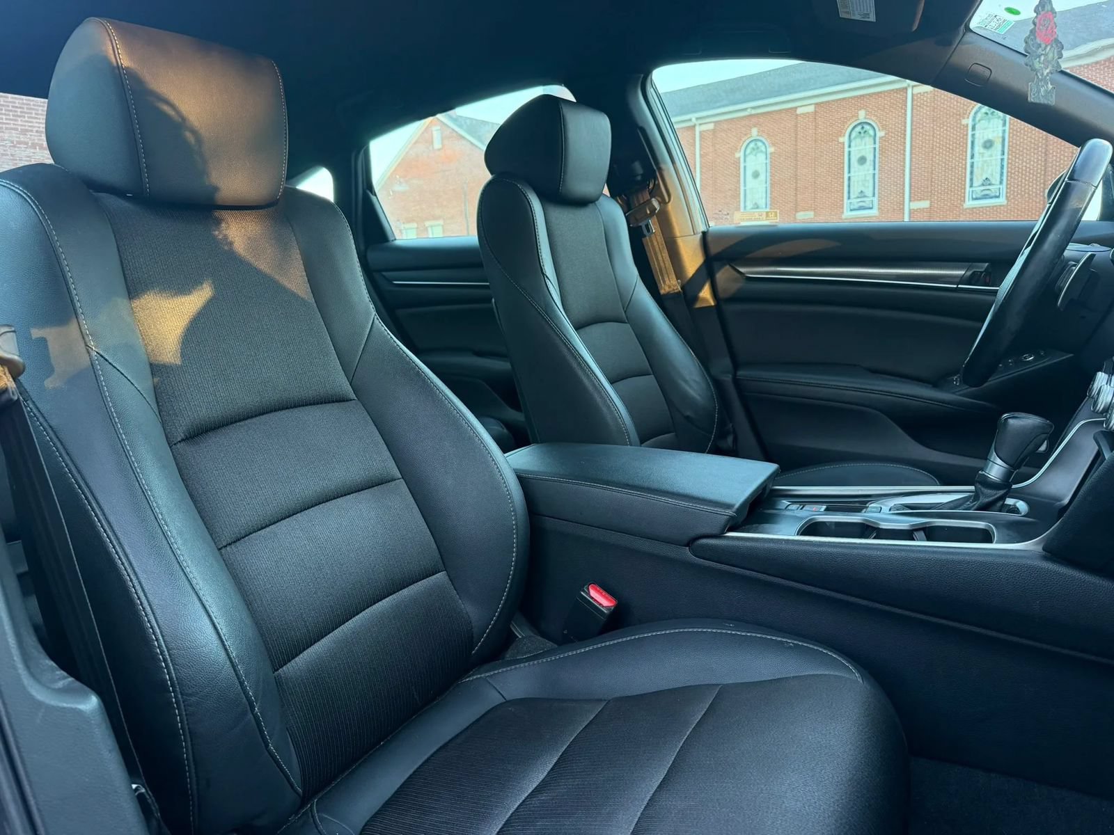 Used 2020 Honda Accord Sport image 14