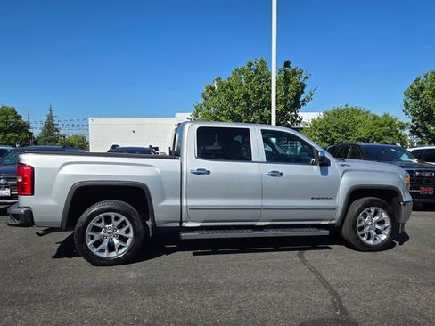 Used 2015 GMC Sierra 1500 SLT w/ SLT Crew Cab Value Package AWD/4WD image 3