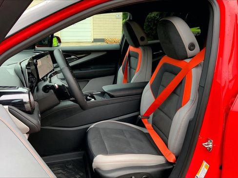 New 2026 Chevrolet Blazer EV SS AWD/4WD image 9