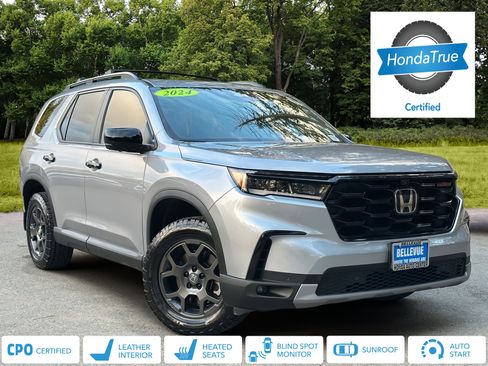Certified 2024 Honda Pilot TrailSport image 1