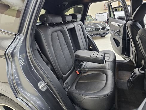 Used 2018 BMW X1 sDrive28i image 23