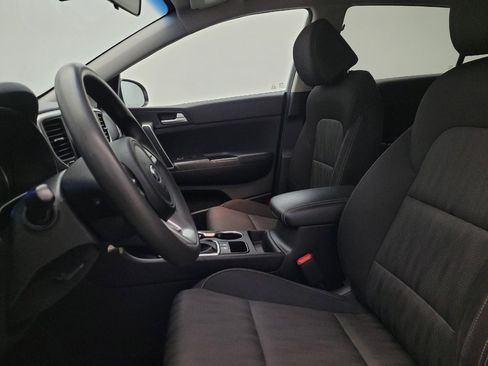 Used 2020 Kia Sportage LX FWD image 17