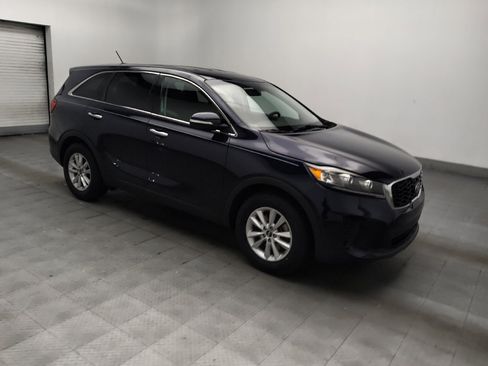 Used 2020 Kia Sorento LX FWD image 11