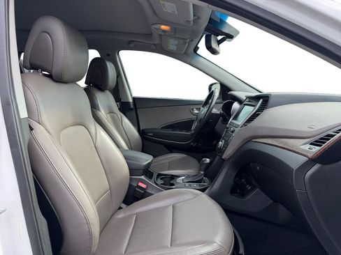 Used 2018 Hyundai Santa Fe Sport w/ 2.4L Tech Package 04 FWD image 17