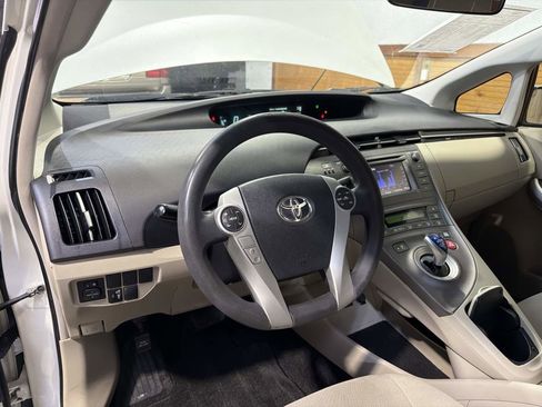 Used 2012 Toyota Prius Two FWD image 16