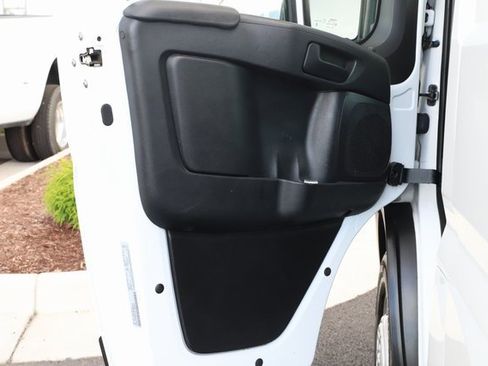 Used 2023 RAM ProMaster 2500 image 14