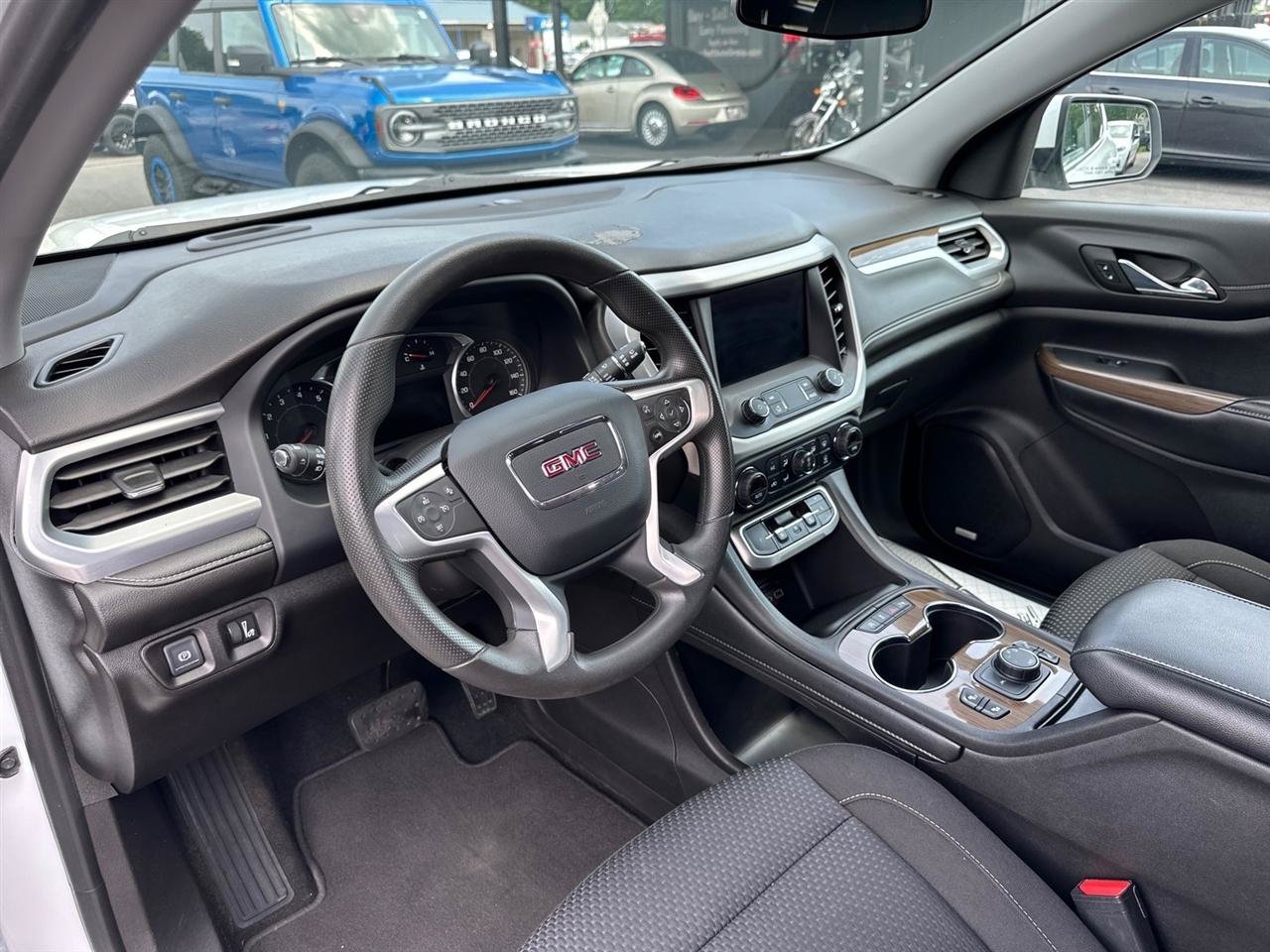 Used 2023 GMC Acadia SLE w/ Driver Convenience Package AWD/4WD image 18