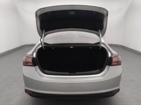 Used 2021 Chevrolet Malibu LT FWD image 29