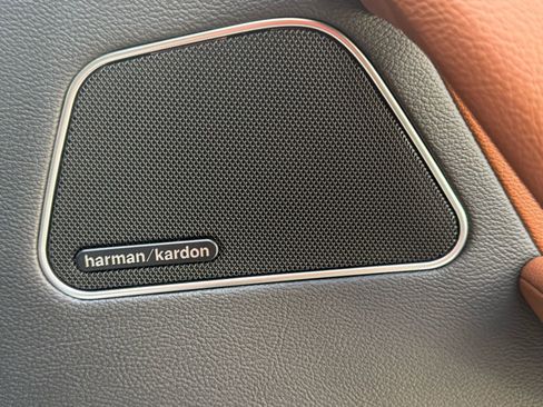 Certified 2022 Maserati Levante Modena image 28