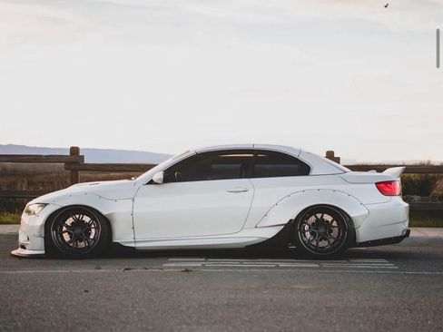 Used 2011 BMW M3 Convertible RWD image 13