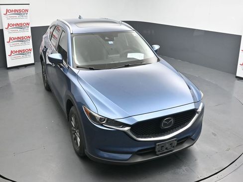 Used 2019 MAZDA CX-5 Touring FWD image 10
