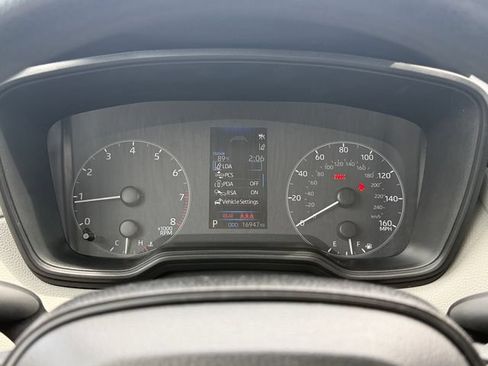 Certified 2024 Toyota Corolla Cross L FWD image 22