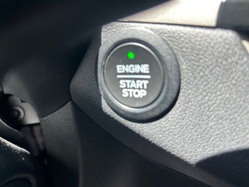 Used 2022 Ford Escape SE w/ Cold Weather Package AWD/4WD image 20