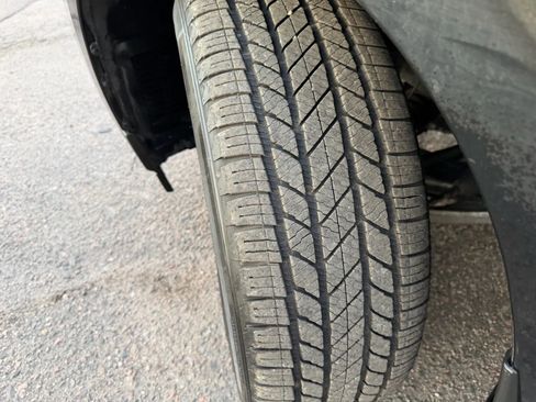 Used 2018 Nissan Pathfinder Platinum w/ Cargo Package image 11