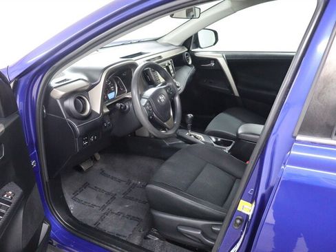 Used 2015 Toyota RAV4 XLE AWD/4WD image 18