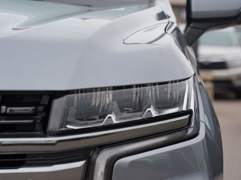 Used 2021 Chevrolet Tahoe RST w/ Luxury Package AWD/4WD image 9