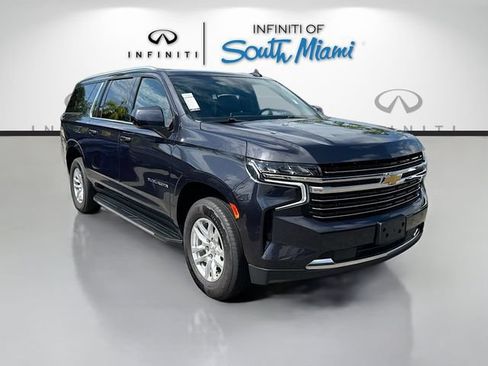 Used 2024 Chevrolet Suburban LT AWD/4WD image 1