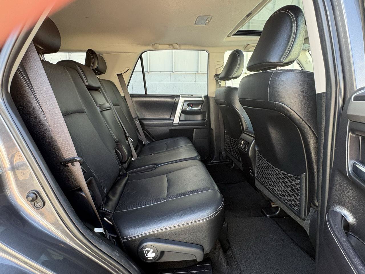 Used 2018 Toyota 4Runner Limited AWD/4WD image 25