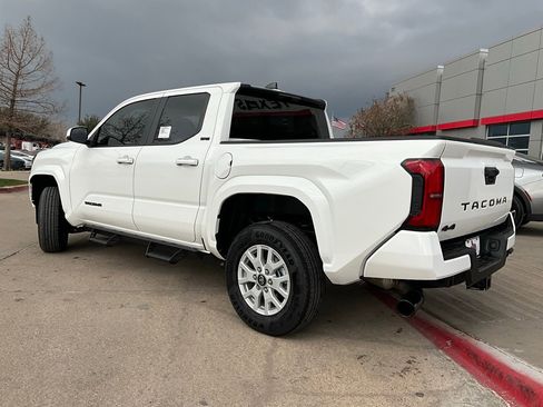 New 2025 Toyota Tacoma SR5 image 7