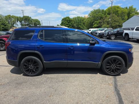 Used 2023 GMC Acadia SLT w/ Elevation Edition AWD/4WD image 2