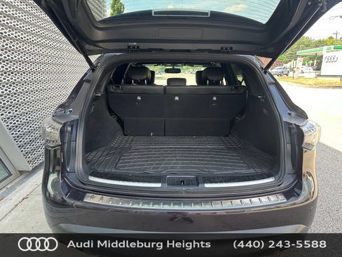 Used 2017 INFINITI QX70 AWD w/ Limited Package image 33